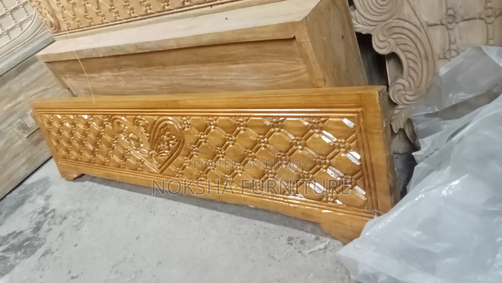 Akashi Wood 2.5" Solid Bed