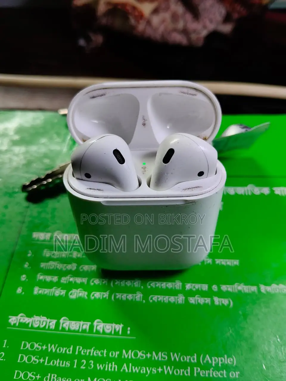 Original Apple Air Pod