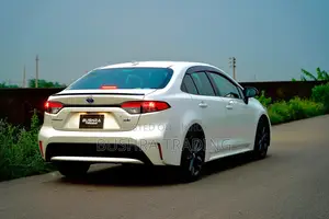 Toyota Corolla L 2021 Pearl