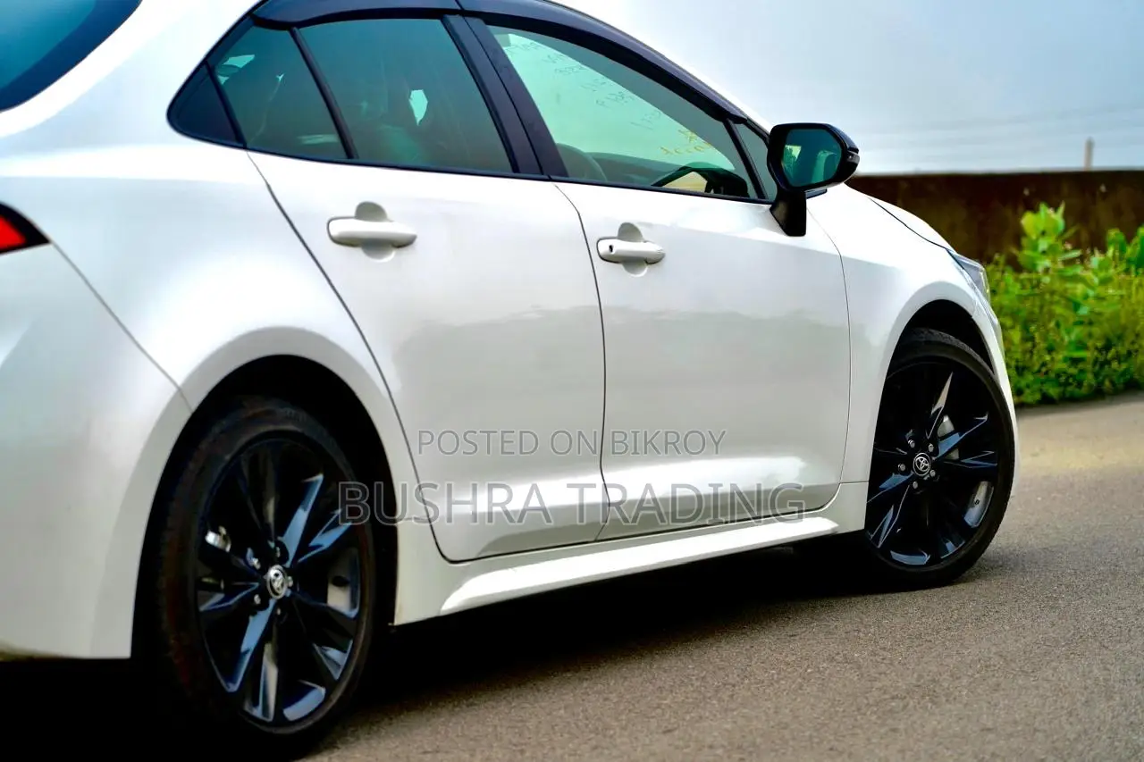 Toyota Corolla L 2021 Pearl