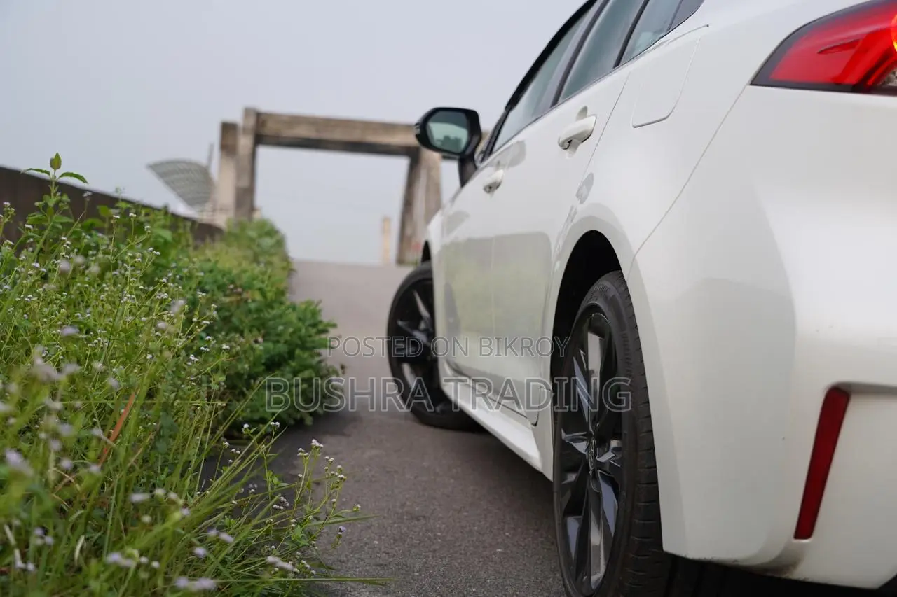 Toyota Corolla L 2021 Pearl