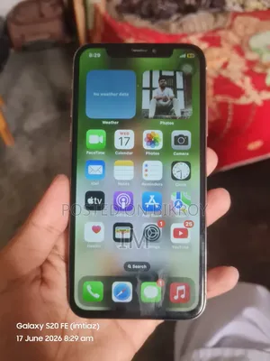 Apple iPhone X 64 GB White