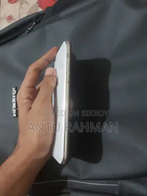 Apple iPhone X 64 GB White