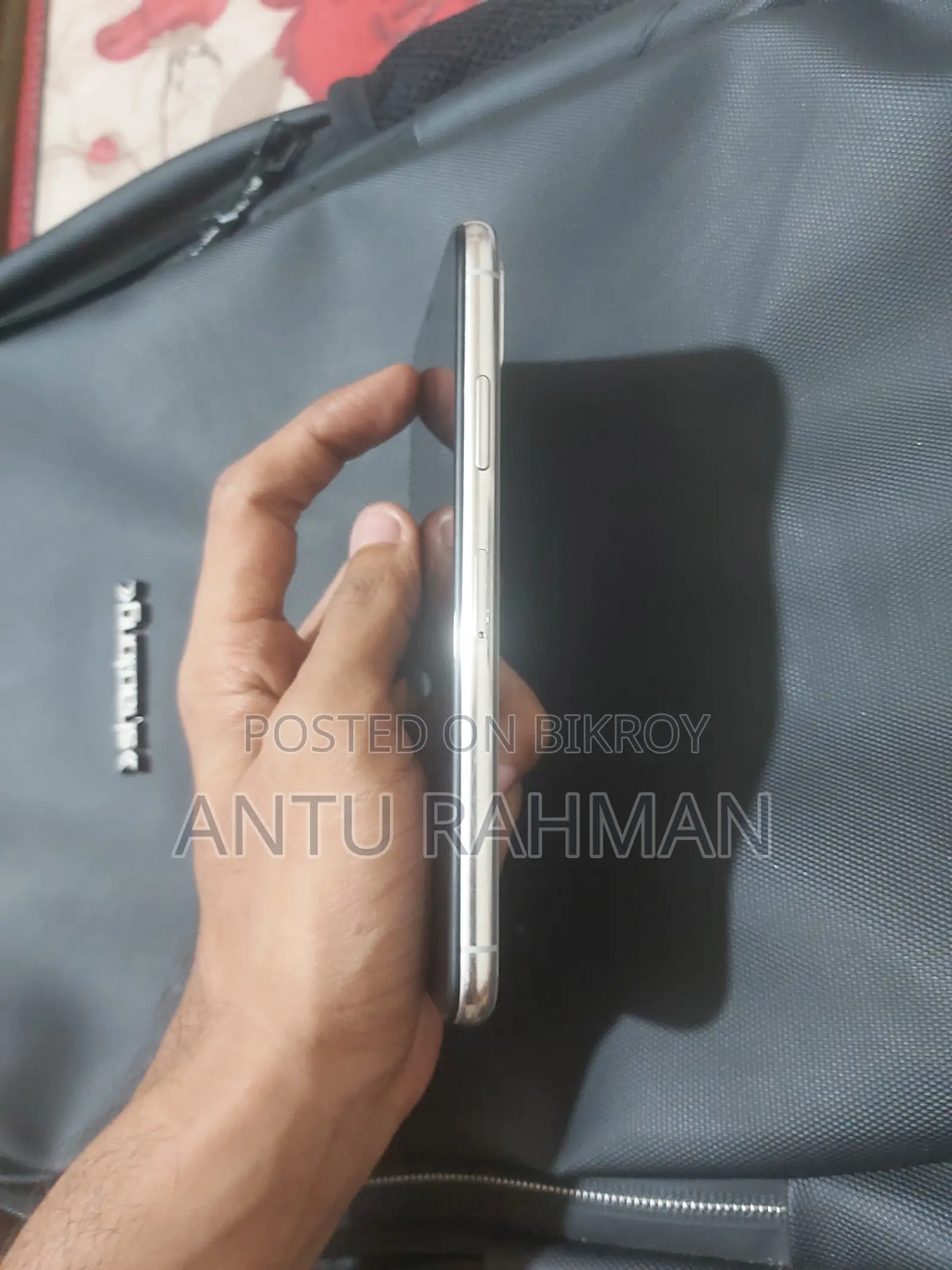 Apple iPhone X 64 GB White
