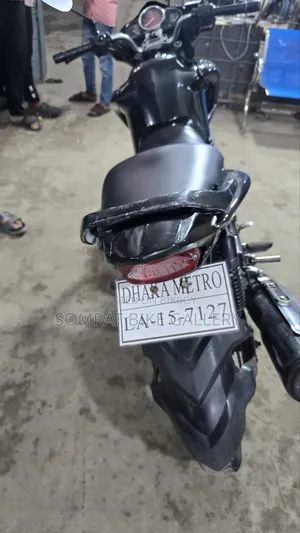 হিরো হাঙ্ক ২০১৭ কালো