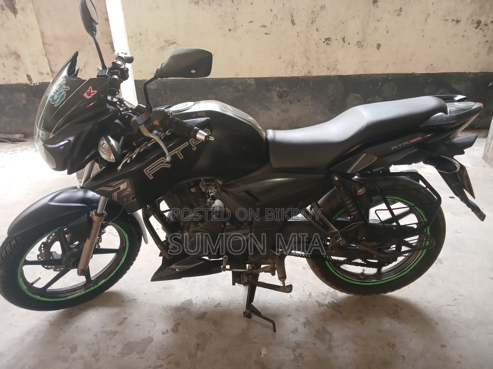 TVS 2017 Black