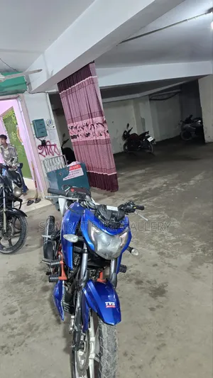 টিভিএস অ্যাপাচি ১৬০ ৪ভি ২০১৭ ব্লু
