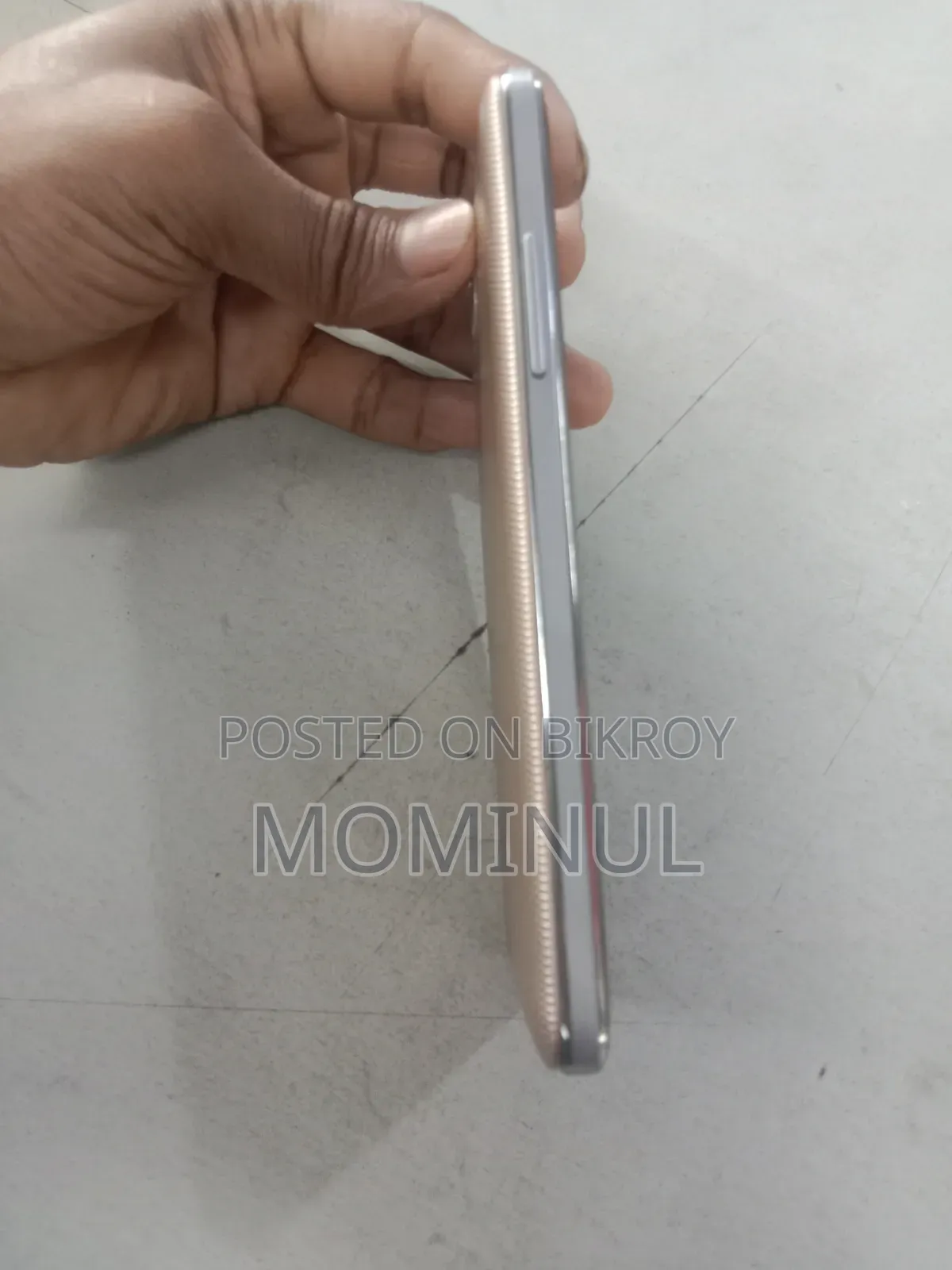 Samsung Galaxy J2 8 GB Silver