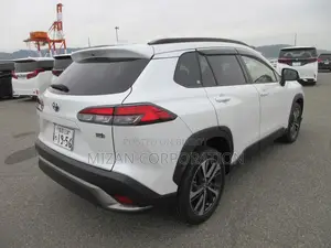 Toyota Corolla Cross 2023 Pearl