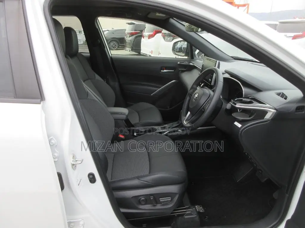 Toyota Corolla Cross 2023 Pearl