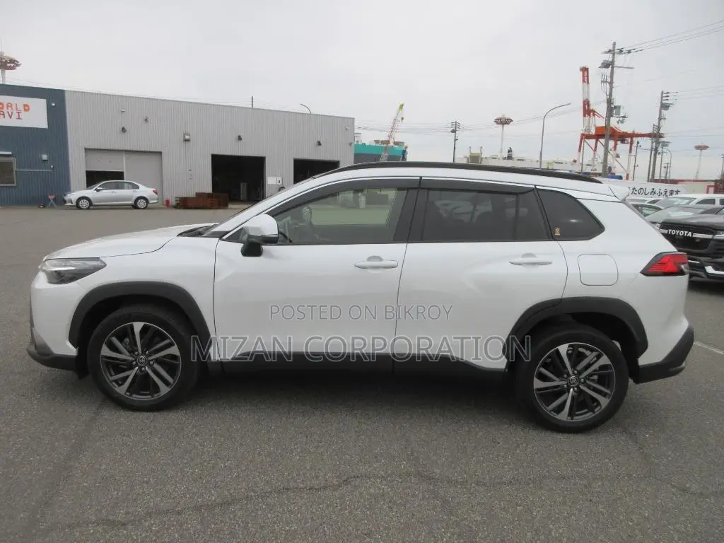 Toyota Corolla Cross 2023 Pearl