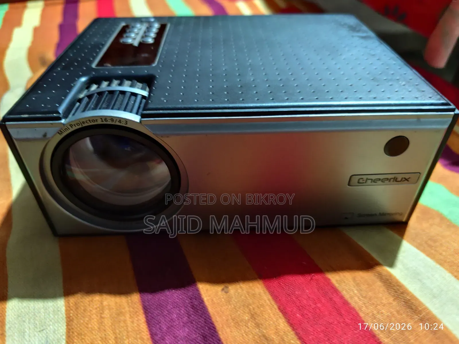 Cheerlux C8 Mini Projector