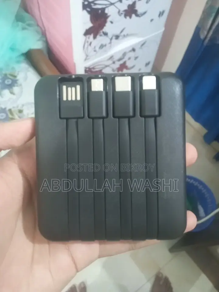 পাওয়ার ব্যাংক-১০০০০ এমএএইচ
