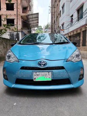Toyota Aqua 2013