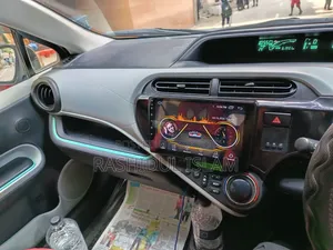 Toyota Aqua 2013