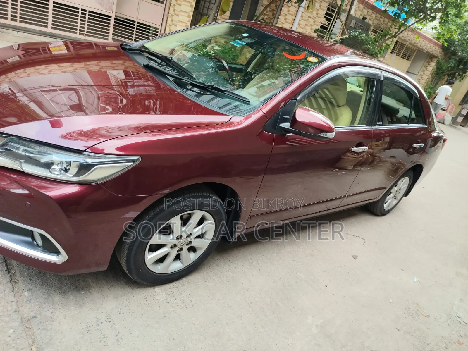 Toyota Premio 2017 Red