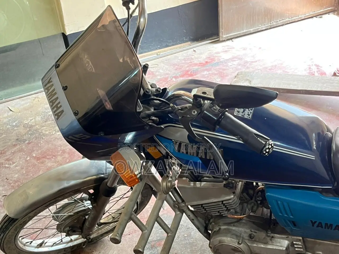 Yamaha 1998 Blue