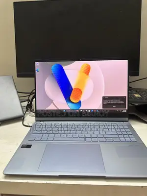 Laptop Asus VivoBook S15 S510UQ 16GB Intel Core Ultra 7 SSD 1T