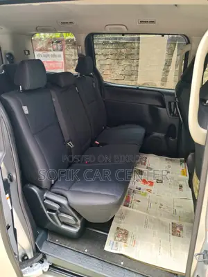 Toyota Noah 2.0 All Wheel Drive (8 Seater) 2017 Silver