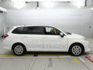 Toyota Corolla Fielder 1.5 Hybrid Front Wheel Drive 2021 White