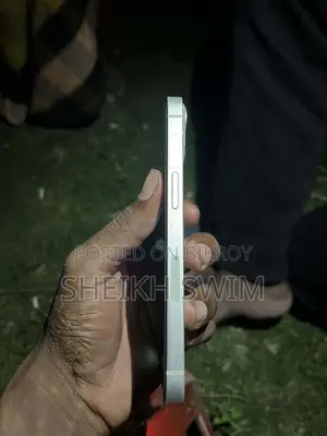 Apple iPhone 13 128 GB White