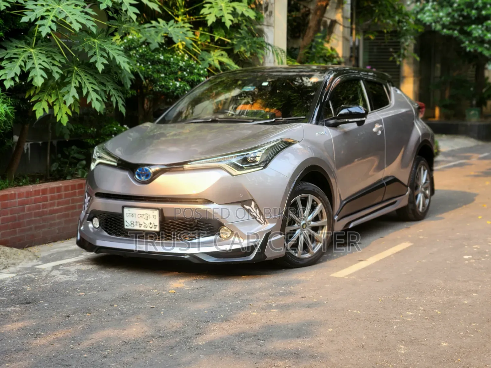 Toyota C-HR 2017 Silver