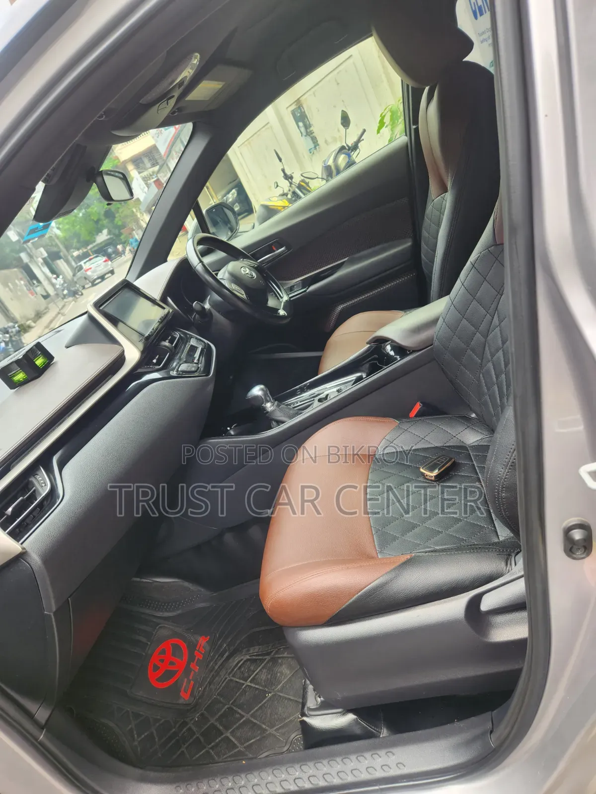 Toyota C-HR 2017 Silver