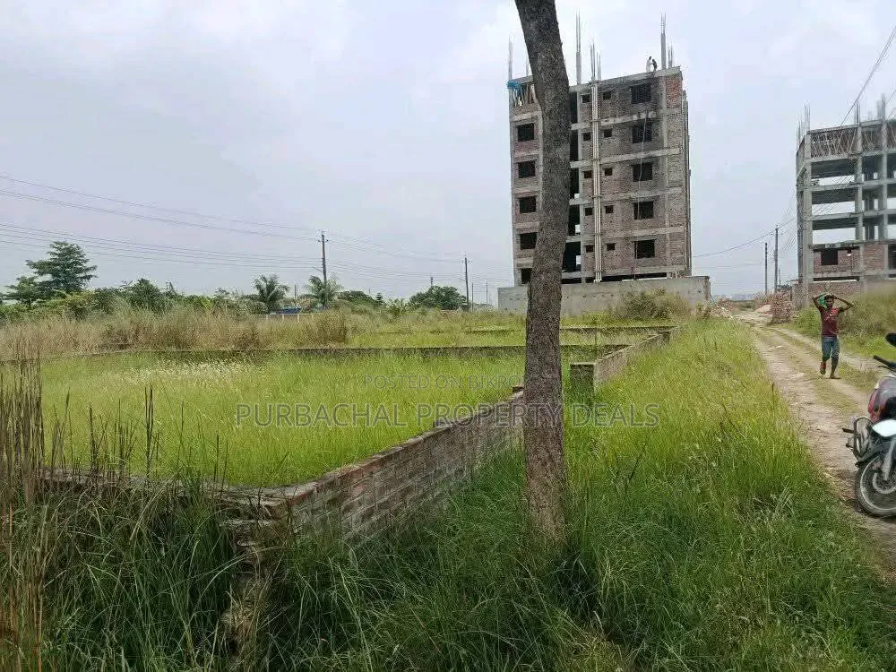 বসুন্ধরা P-Extension এ নর্থ ফেস ৪ কাটা প্রিমিয়াম প্লট বিক্রয়