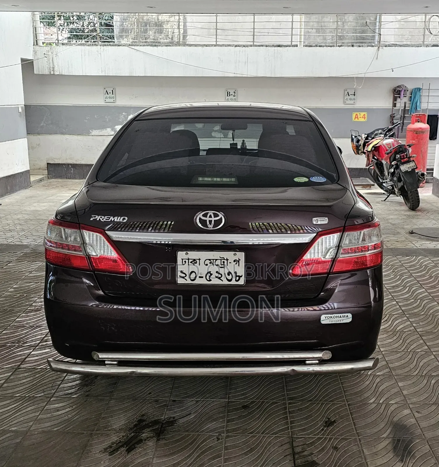 Toyota Premio 2012 Maroon