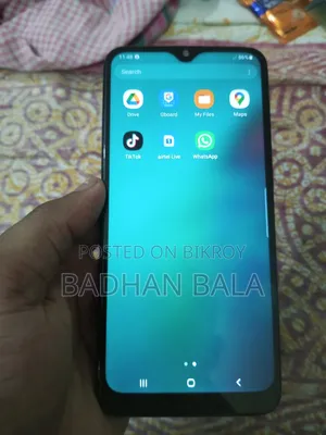 Samsung Galaxy A20 32 GB Blue