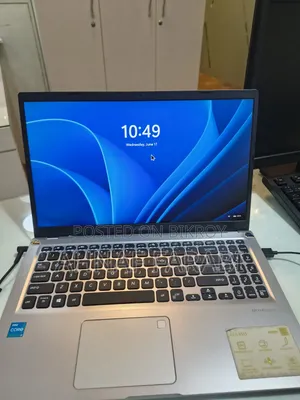 Laptop Asus VivoBook X540SA 4GB Intel Core i3 SSD 512GB