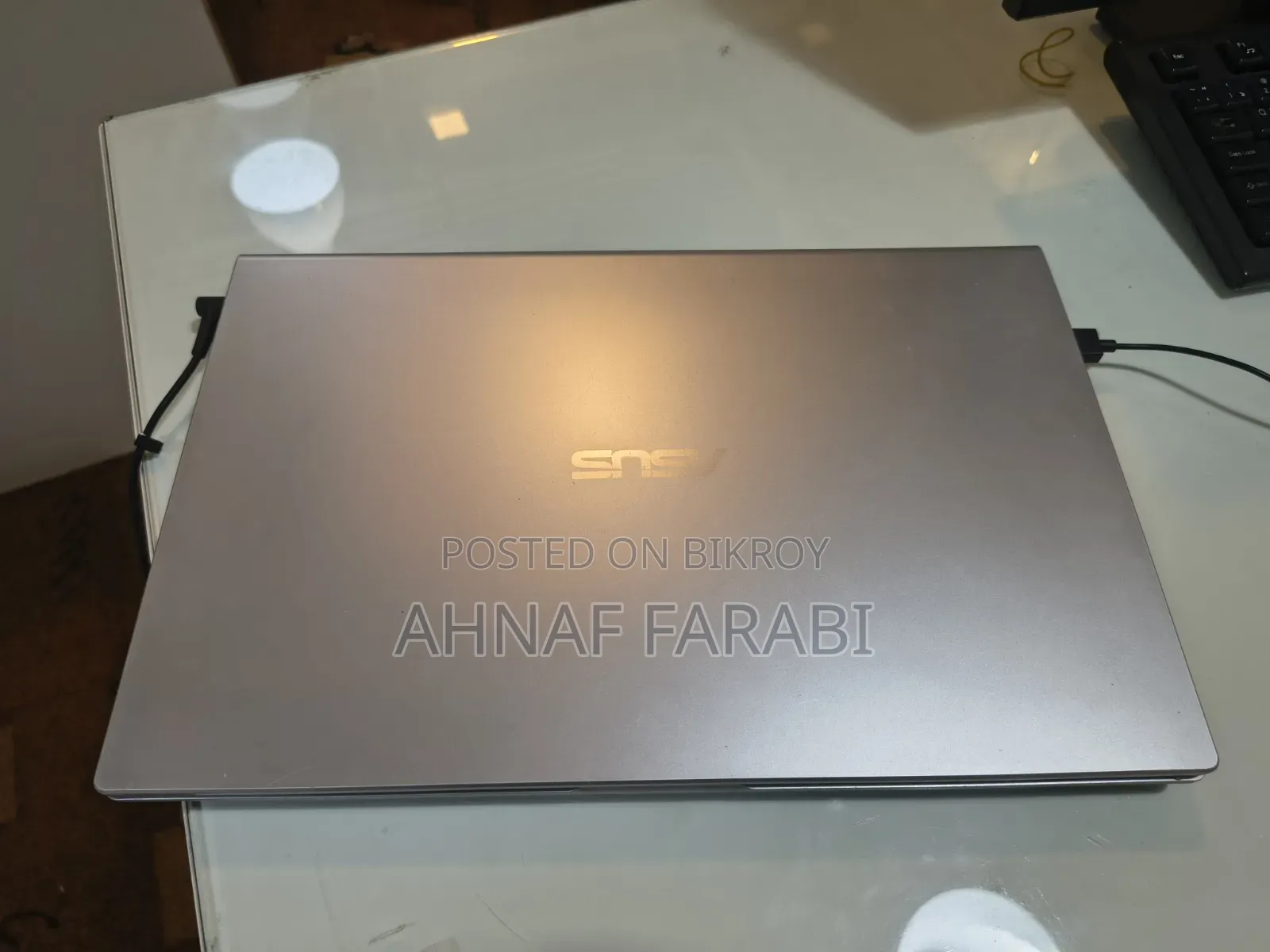 Laptop Asus VivoBook X540SA 4GB Intel Core i3 SSD 512GB