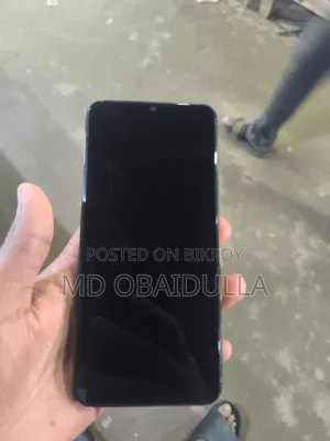 Vivo Y18 128 GB Purple