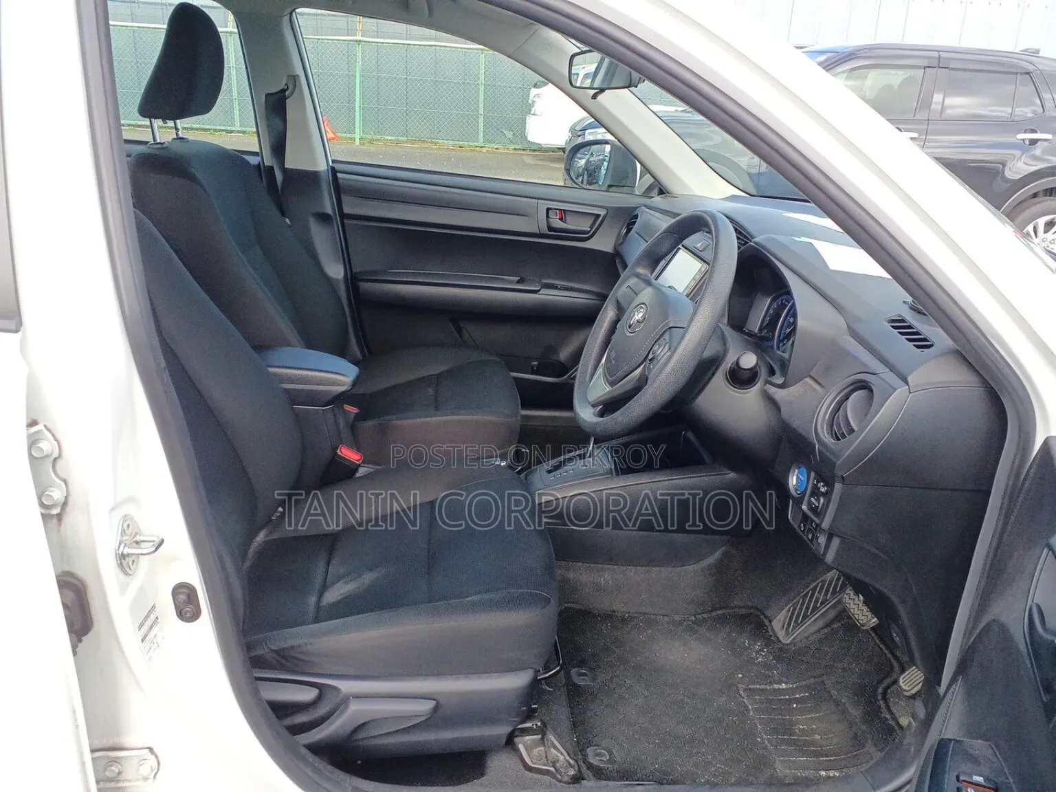 Toyota Axio 2021 White