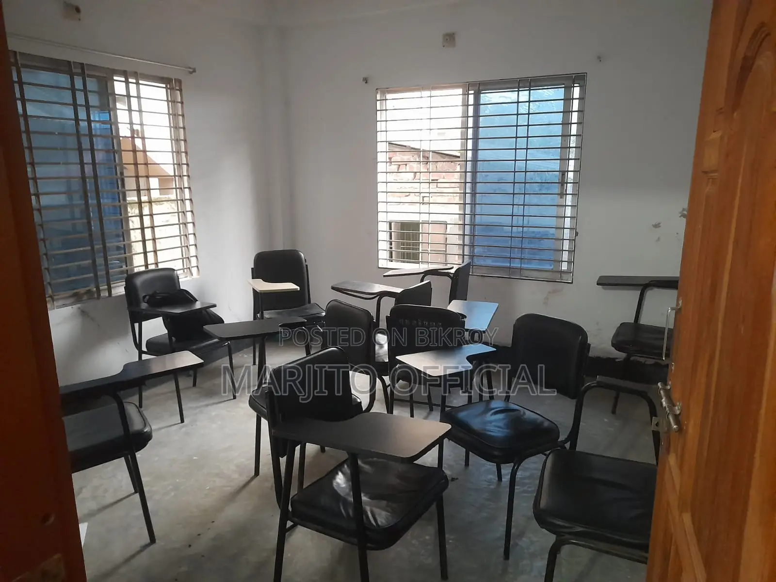 Furnished 3-bedroom House in Gollamari for rent
