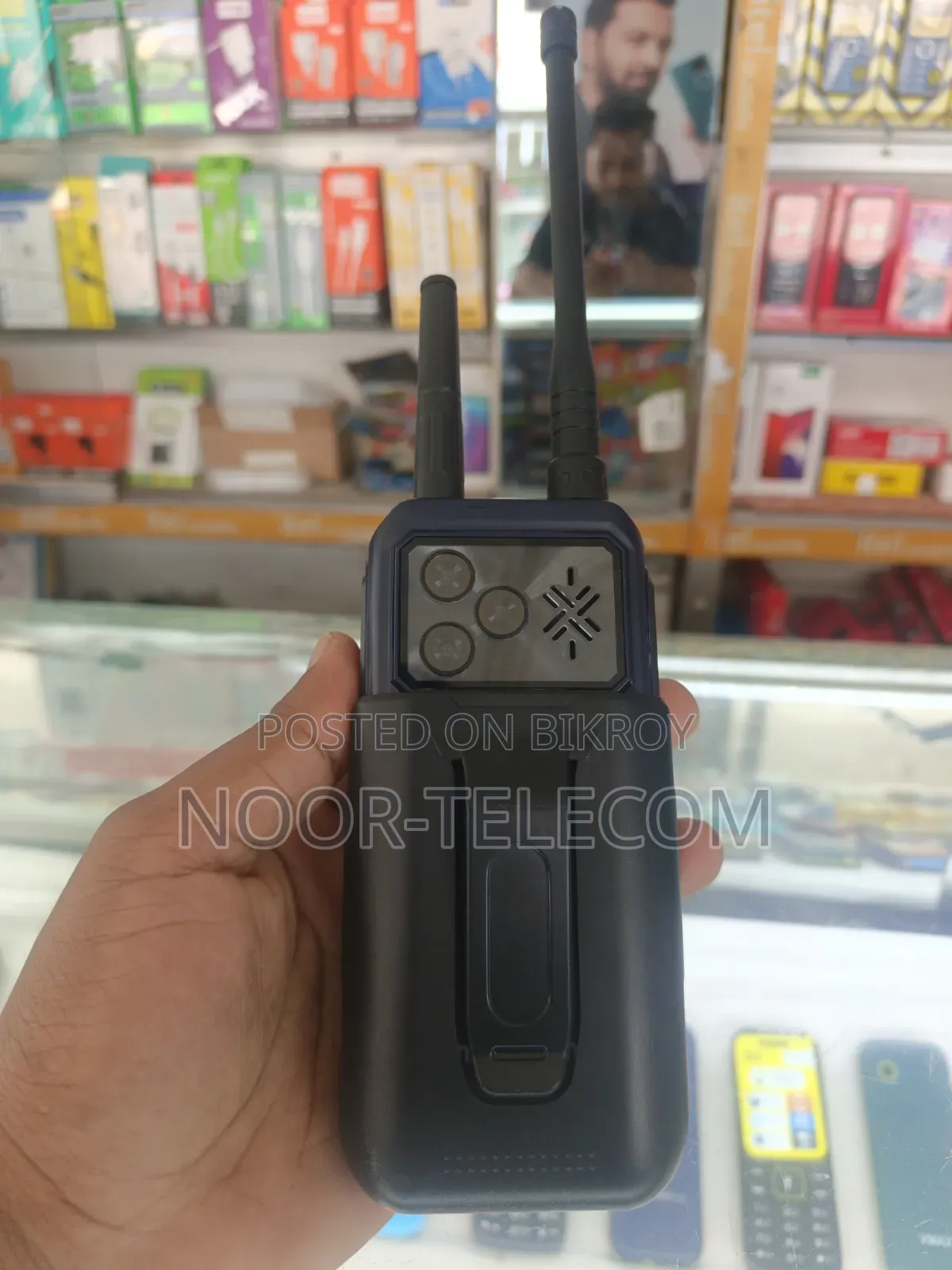 New Mobile Phone 8 GB Black
