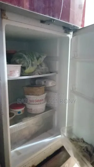 ফ্রিজ বিক্রি করা হবে।