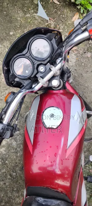 Bajaj CT 100 2013 Red