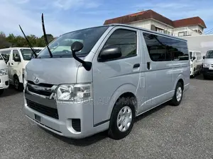 Toyota HiAce 2021 Silver