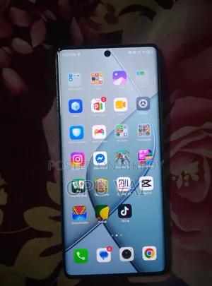 Tecno Spark 20 Pro Plus 256 GB White