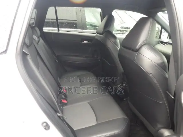 Toyota Corolla Cross 2021 Pearl