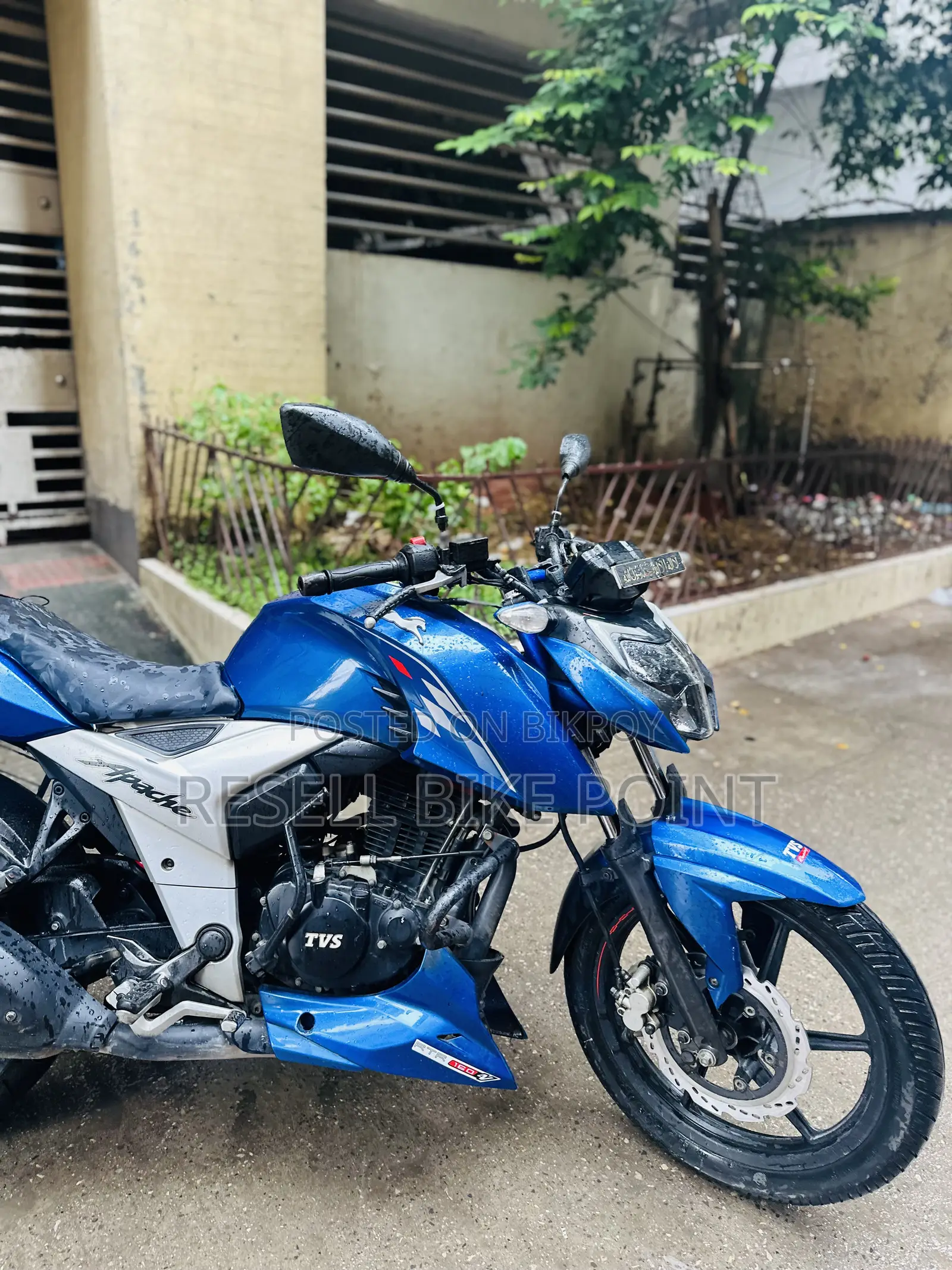 TVS Apache 160 4V 2021 Blue