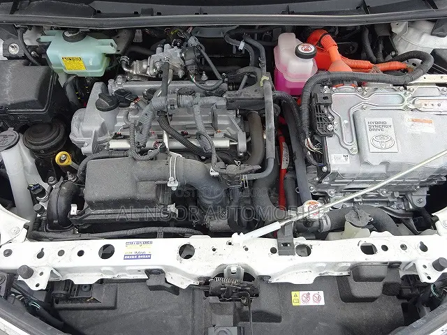 Toyota Axio 2021 Pearl
