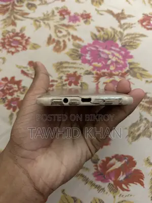 Samsung Galaxy J7 Nxt 16 GB Gold