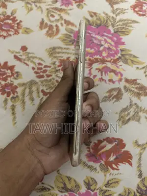 Samsung Galaxy J7 Nxt 16 GB Gold