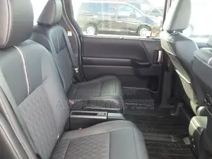 Toyota Noah 2022 Pearl