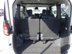 Toyota Noah 2022 Pearl