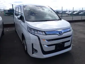 Toyota Noah 2022 Pearl