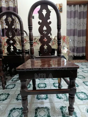 কাঁঠাল কাঠের ডাইনিং টেবিল