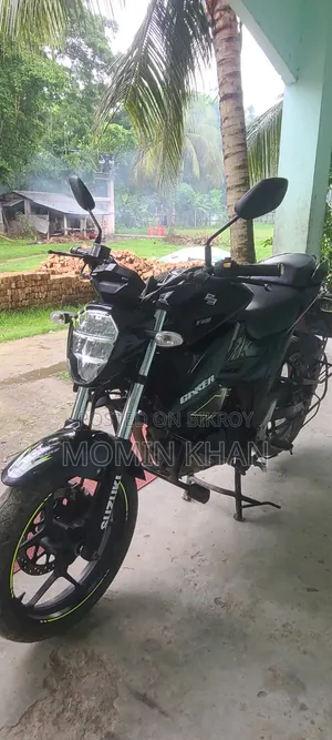 সুজুকি জিক্সার এফআই এবিএস ২০২৩ কালো